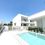Le Jolie Village Apartment *